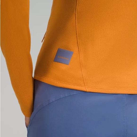 SOLD | Lululemon Lightweight Hiking Long-Sleeve Henley - Picture 3 of 5